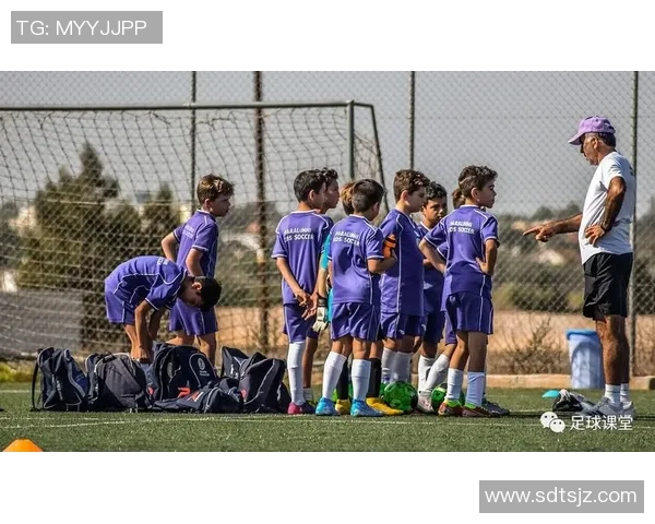 足球明星职业生涯能踢到多少岁揭秘与健康管理的重要性分析